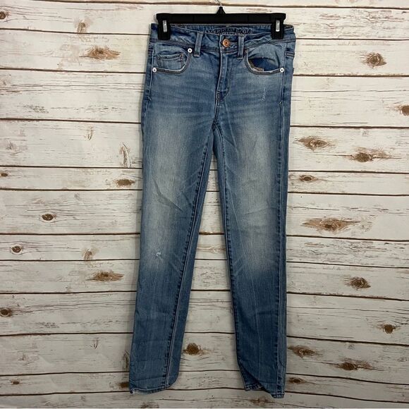 American Eagle Medium Wash Super Skinny Jeans - Picture 1 of 5